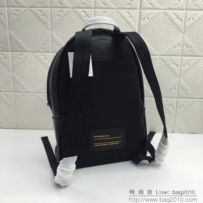 GlVENCHY紀梵希 雙肩背包 頭層牛皮 原版亞銀五金 肩帶帶手工logk 織帶＋兩顆小金屬五角星  tsg1049